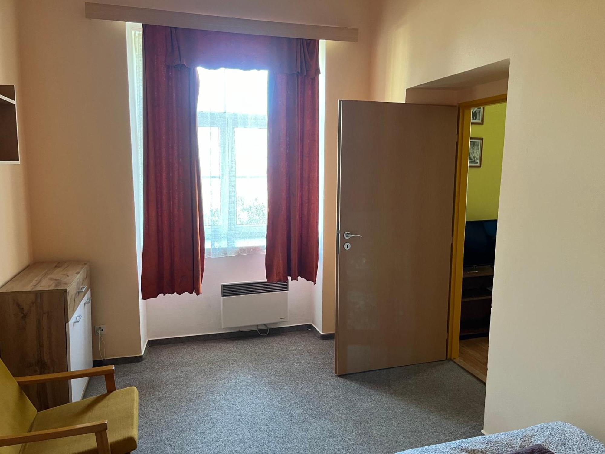 Apartmanovy Dum Obecna Skola Svetlik Buitenkant foto